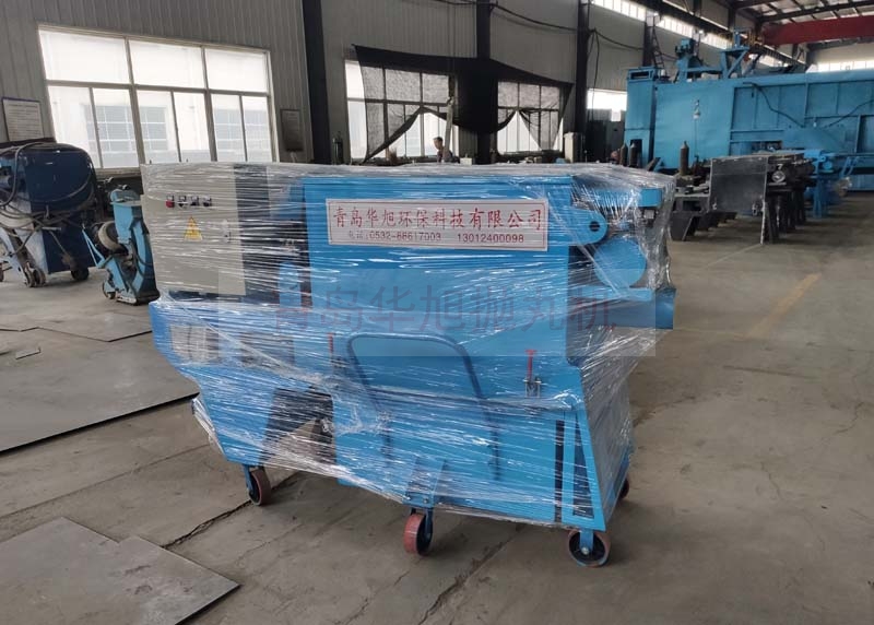移動(dòng)式路面拋丸機(jī)包裝好等待發(fā)貨